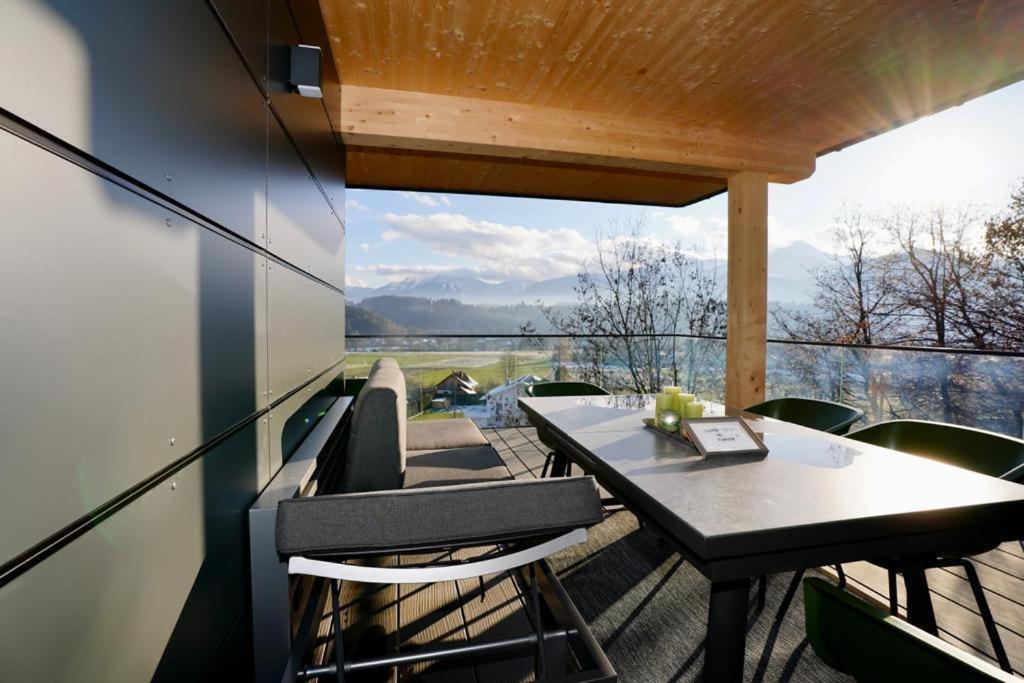 Modernes Ferienhaus Mit Panoramablick Rosegg Bagian luar foto