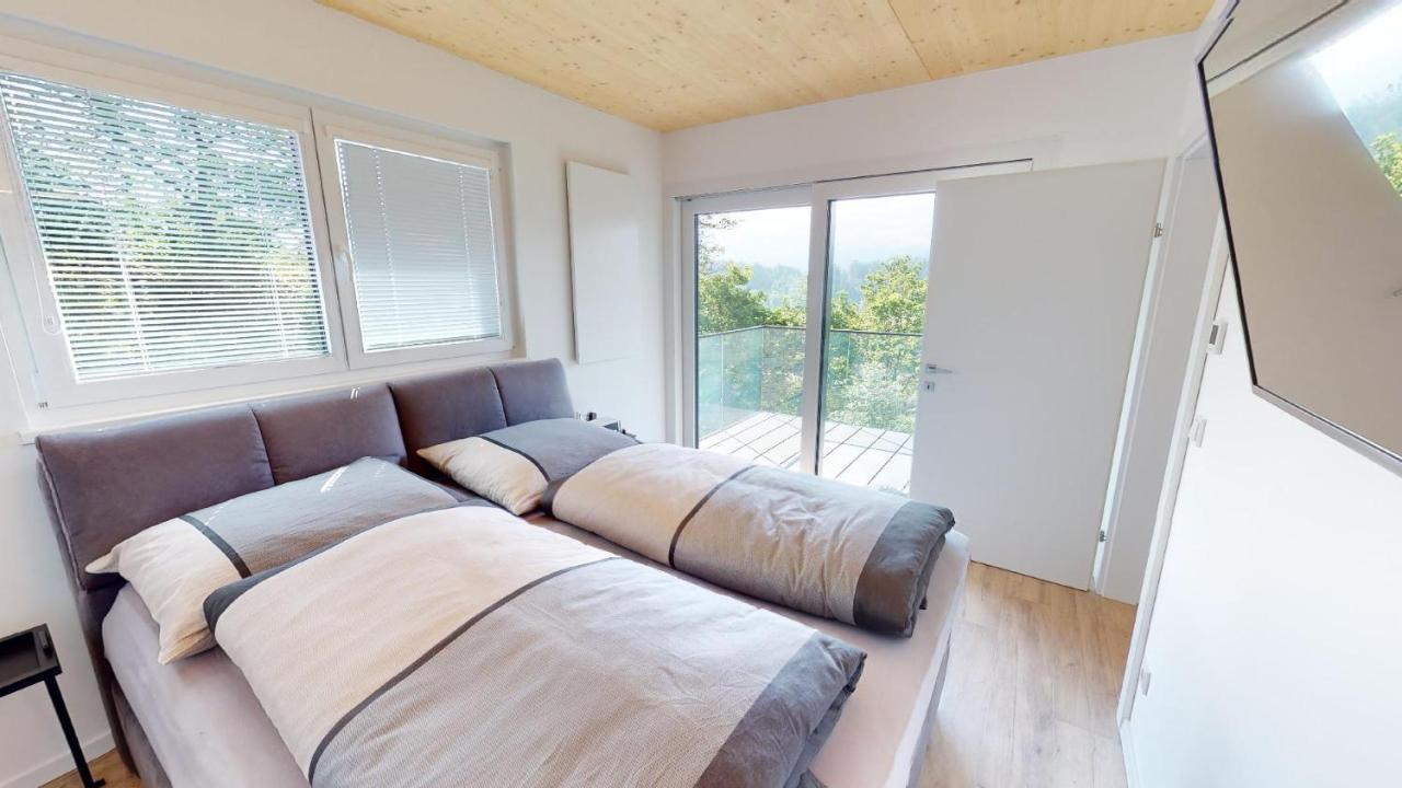 Modernes Ferienhaus Mit Panoramablick Rosegg Bagian luar foto