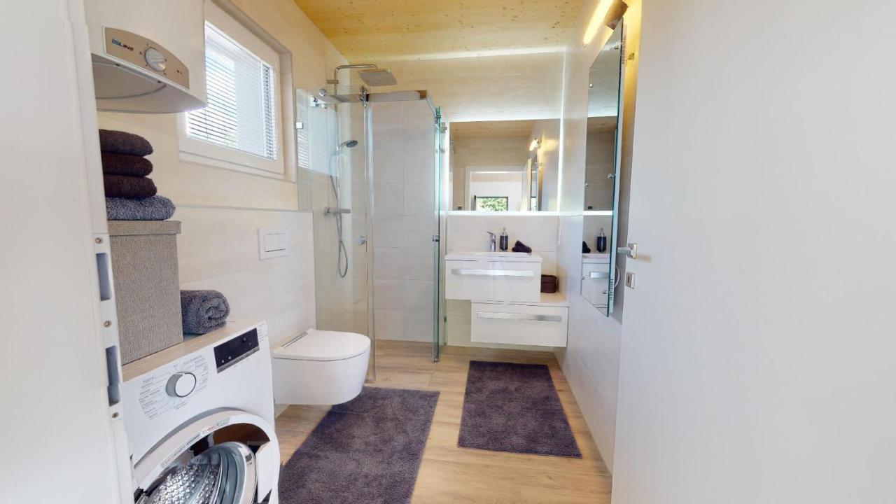 Modernes Ferienhaus Mit Panoramablick Rosegg Bagian luar foto