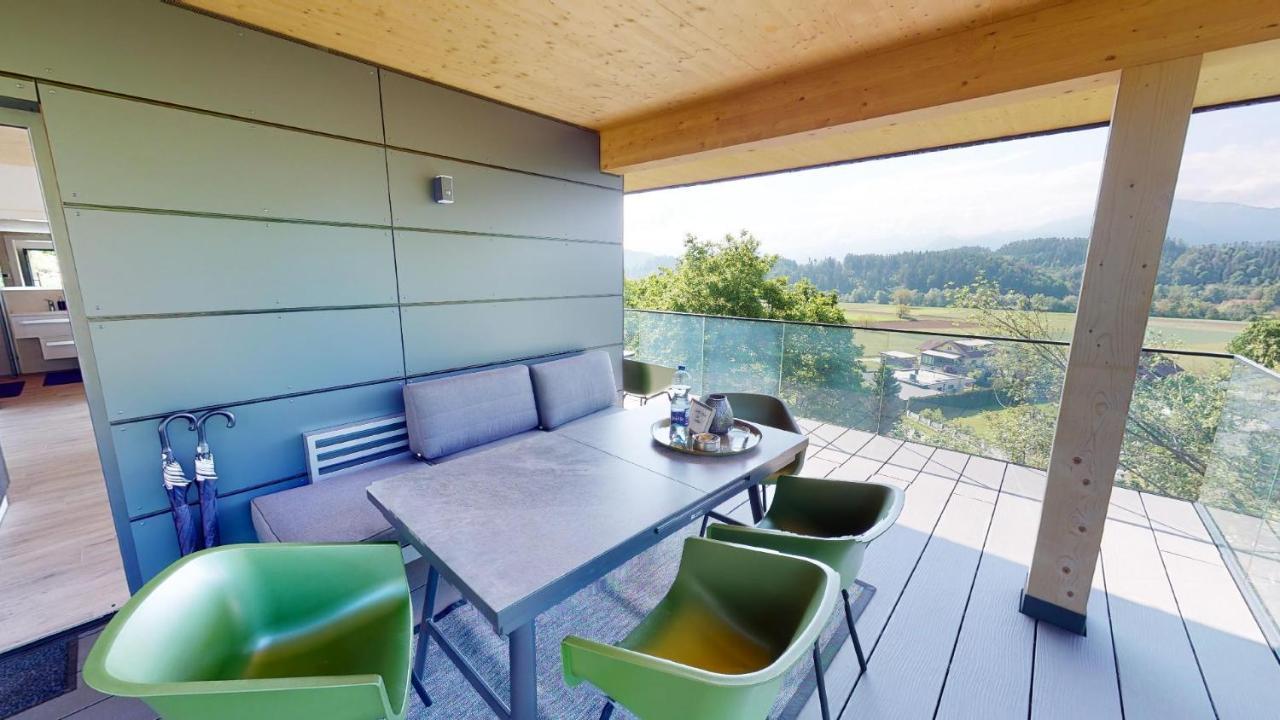 Modernes Ferienhaus Mit Panoramablick Rosegg Bagian luar foto